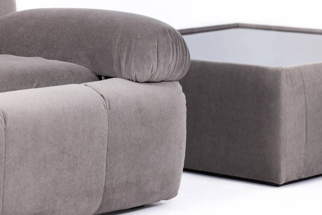 Italian living room set with two sofas, two armchairs and coffee table, 1970