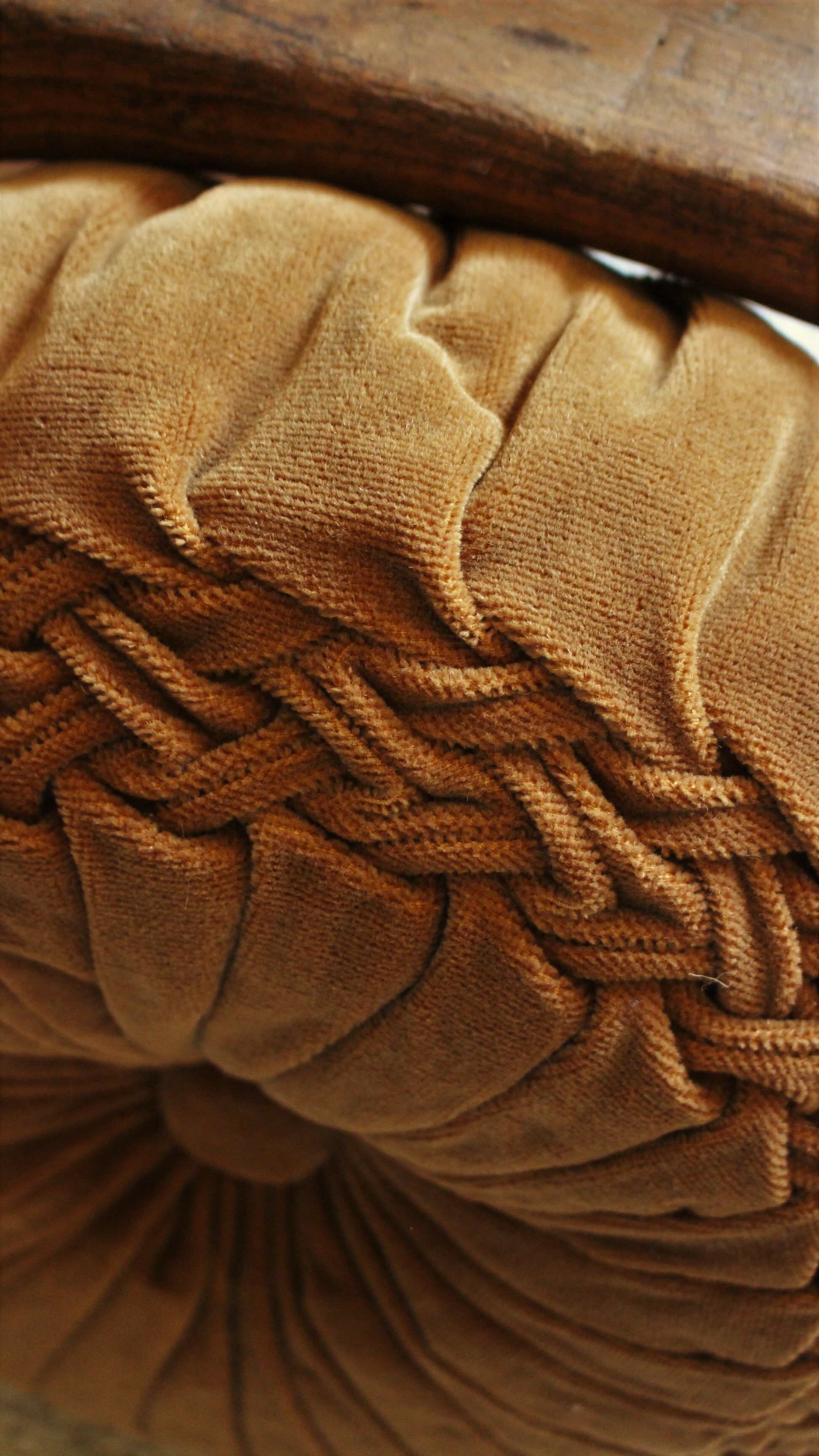 Velvet cushion rosette bronze camel braided