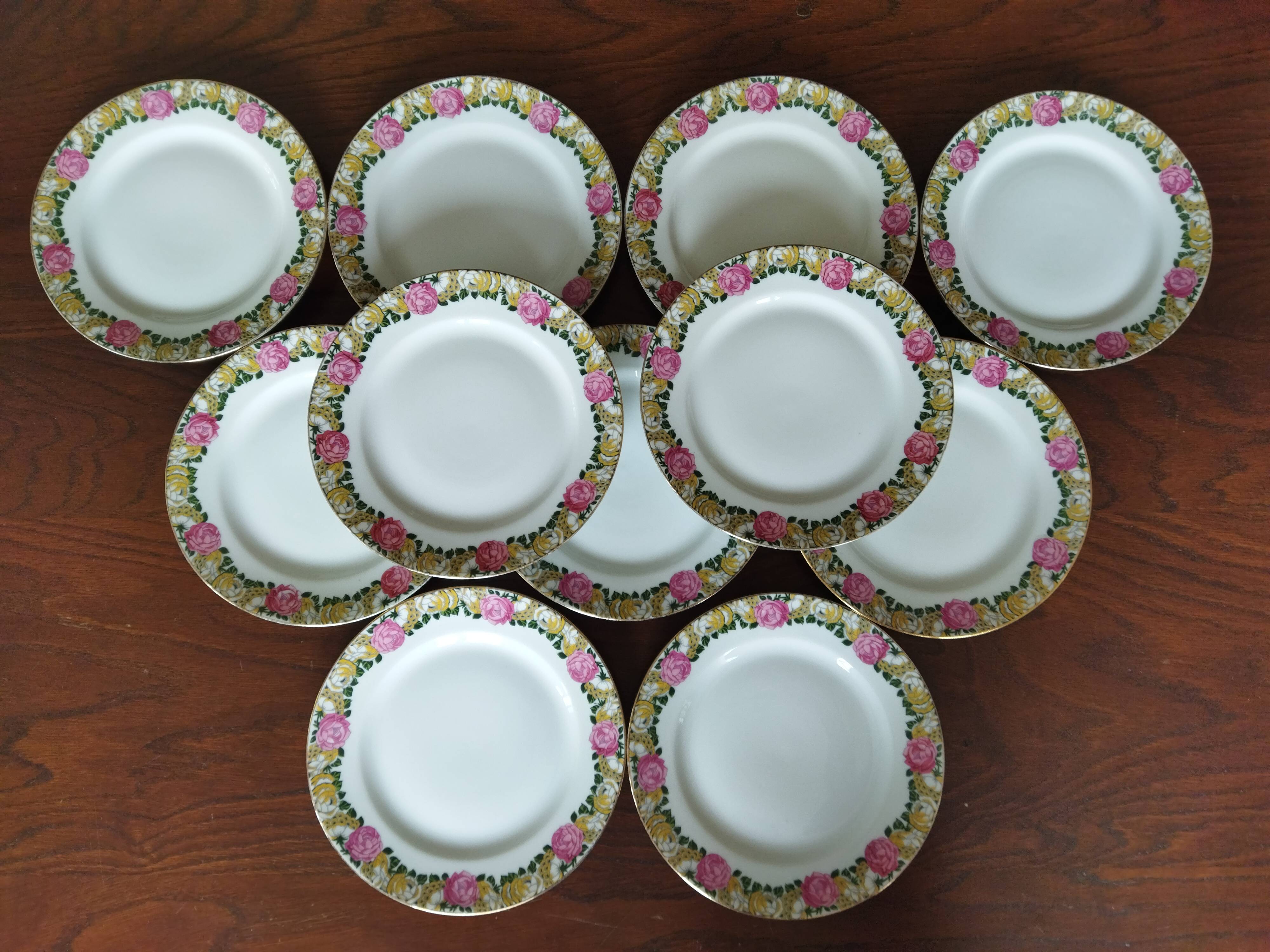 11 assiettes à dessert Raynaud vintage
