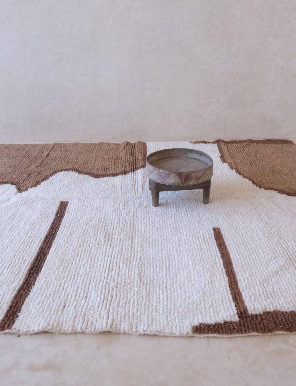 Mocha Brown Rug - 283 x 220 cm