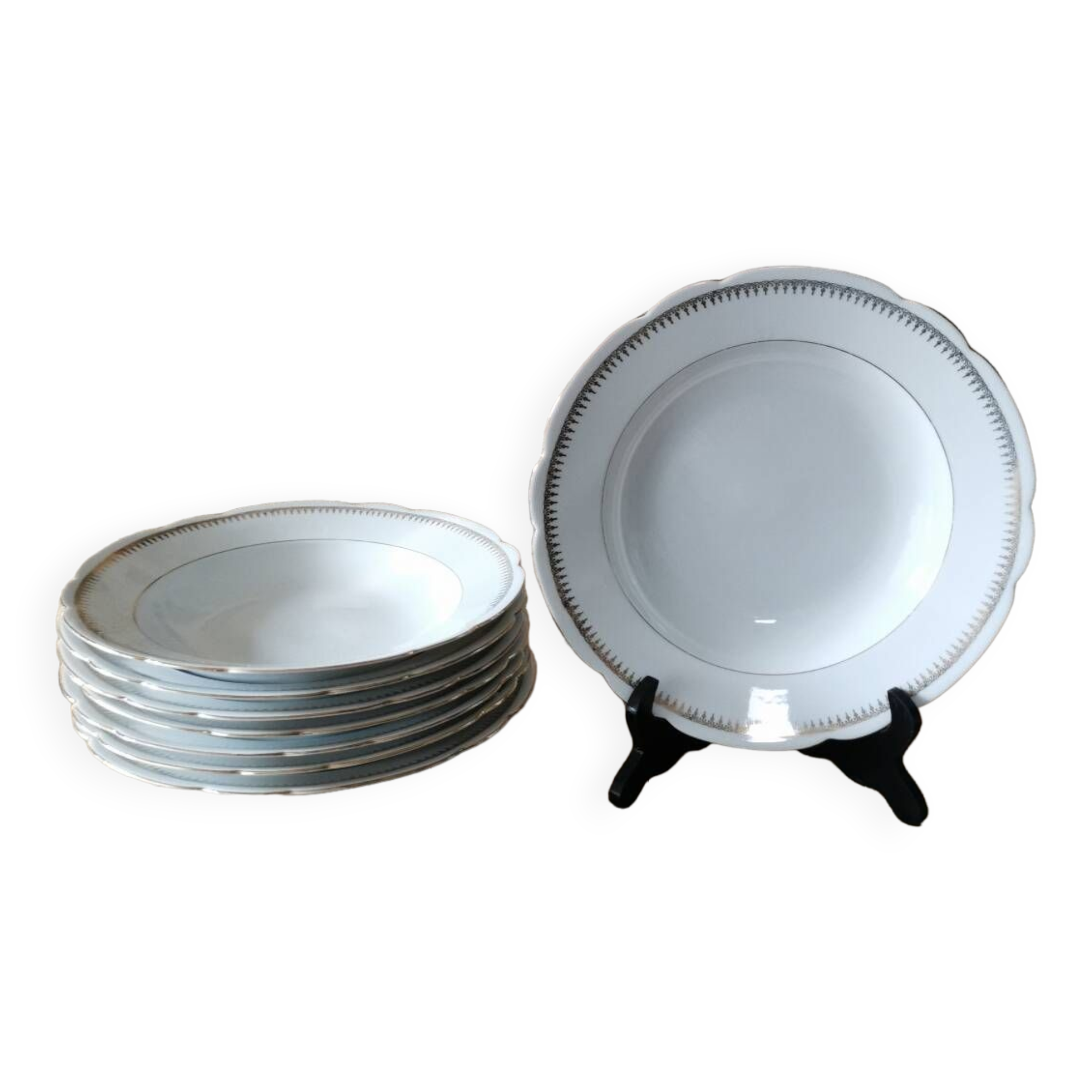 8 Bavaria porcelain soup plates
