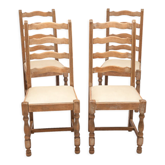 Set of 4 dining room chairs