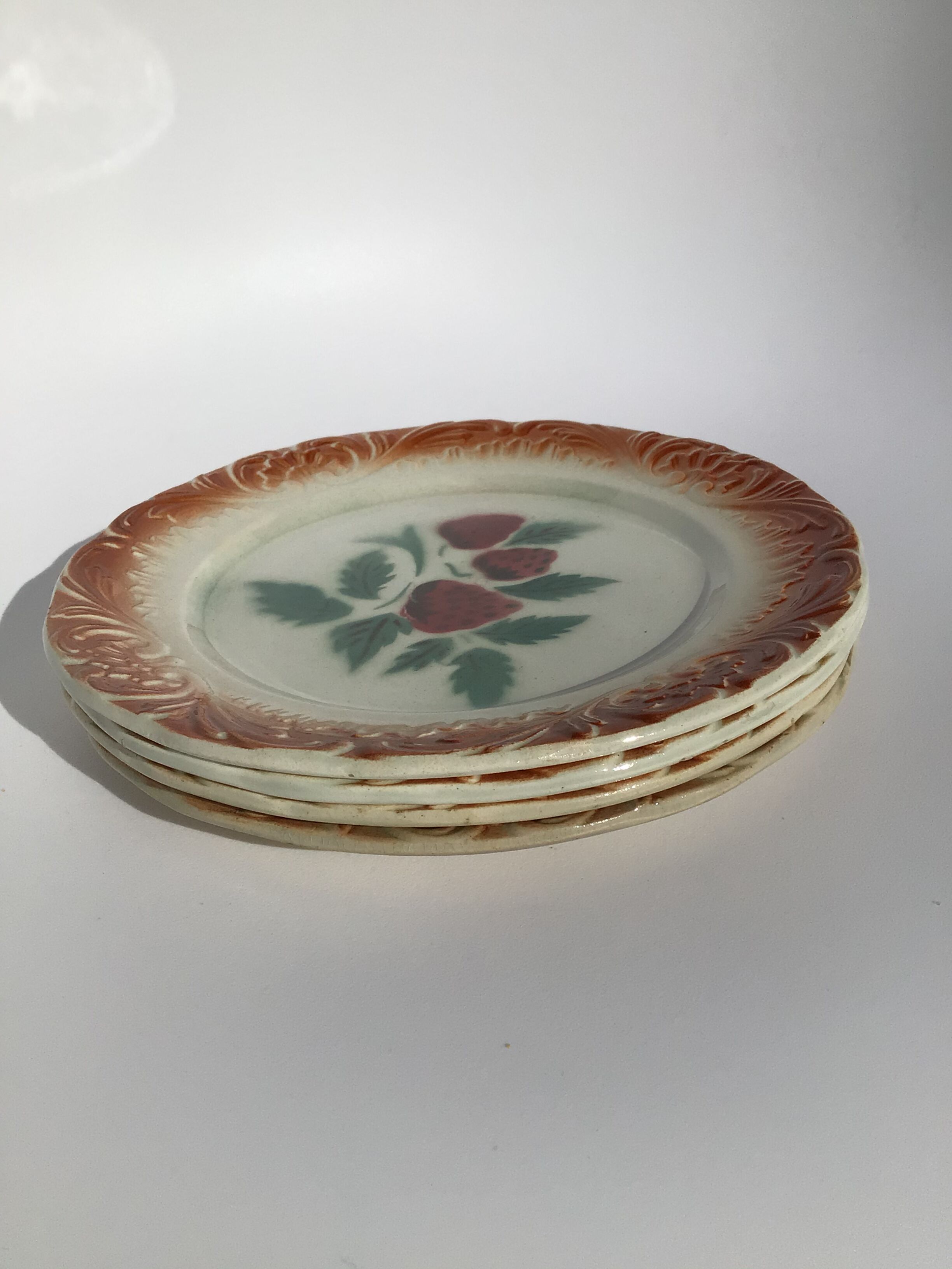 4 Digoin red-edge fruit dessert plates