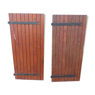 Lot de 2 battants de volets en bois plein