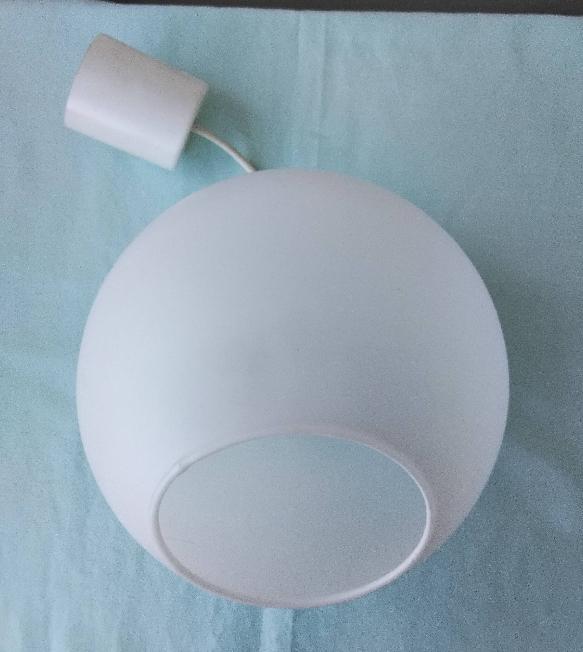Suspension en opaline blanche
