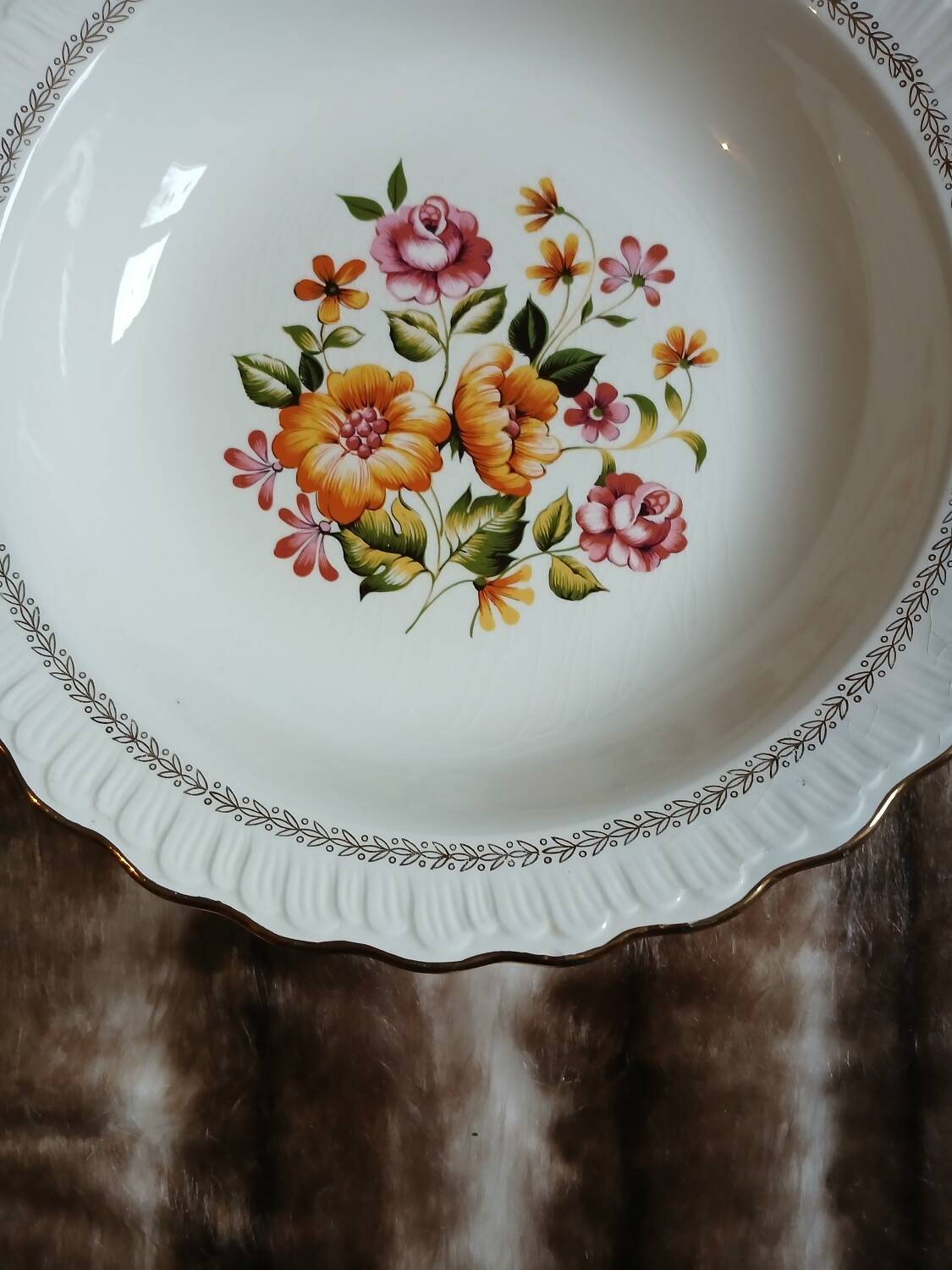 2 antique "Capri" plates