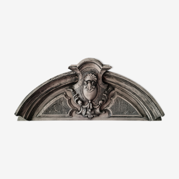 Pediment pepper patina black