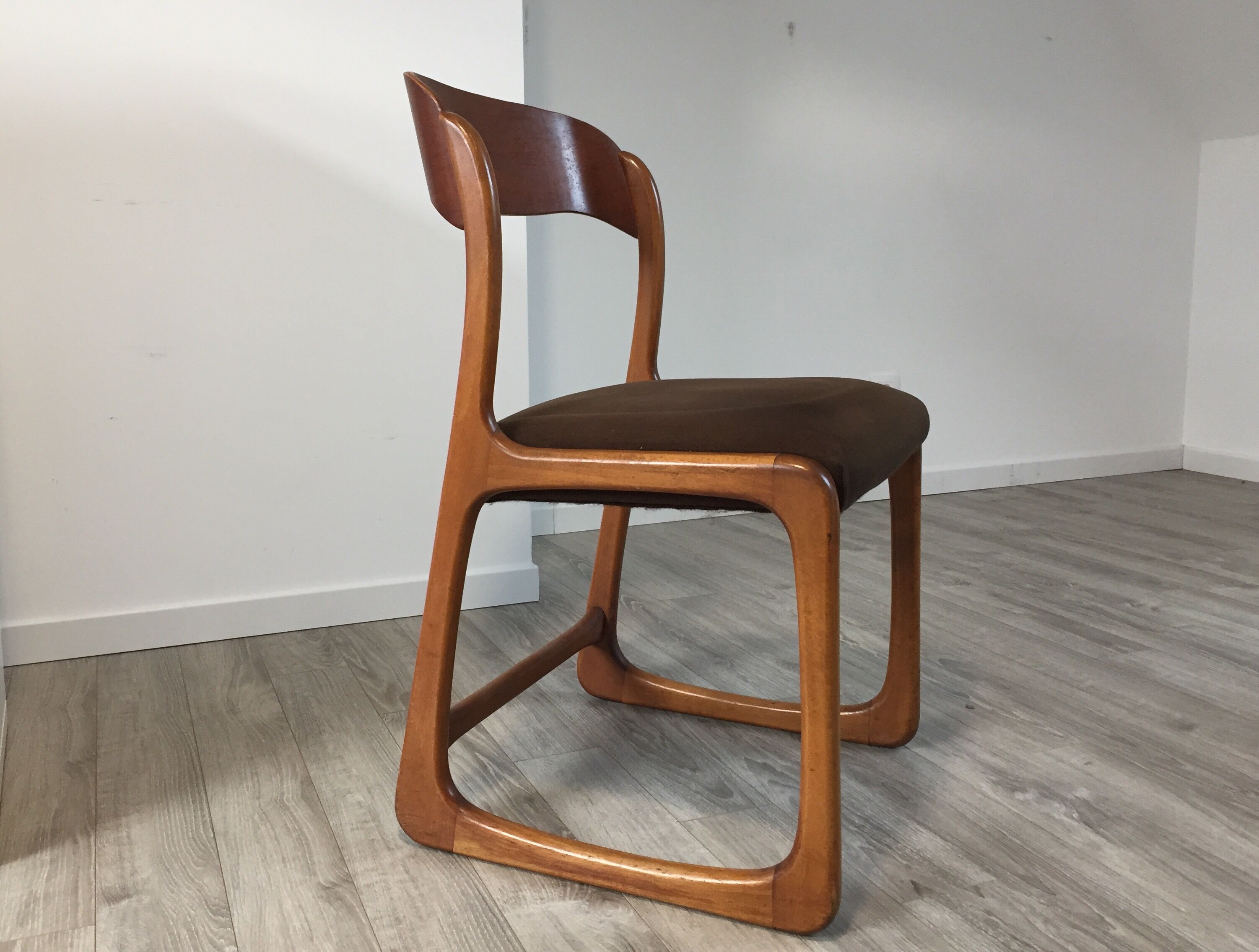 Ensemble de 4 chaises baumann traineau