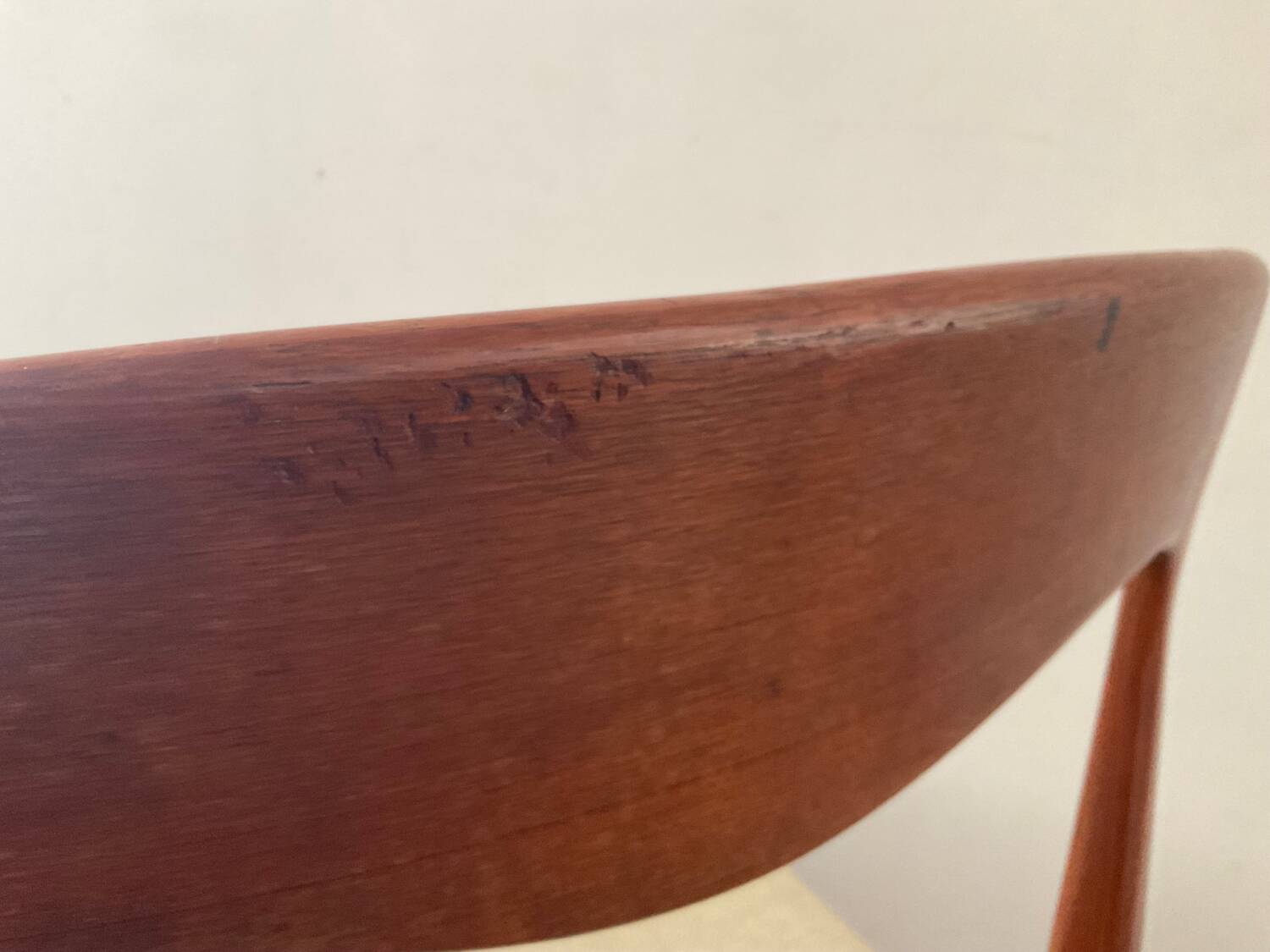 Chaise scandinave en teck