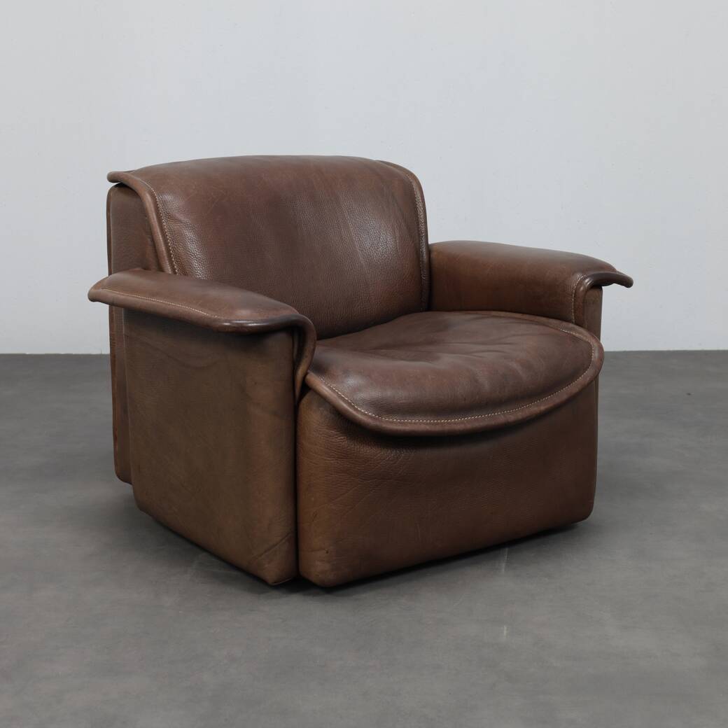 DS-12 leather lounge chair by De Sede, Switzerland, 1970s