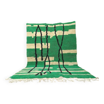 Boujaad rug, ecru with geometric patterns, 250cm x 150cm