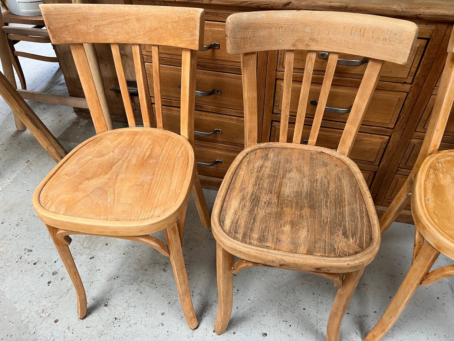 Chaises bistrot Baumann anciennes
