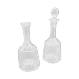 Pair of Baccarat crystal decanter model Richelieu and Champigny