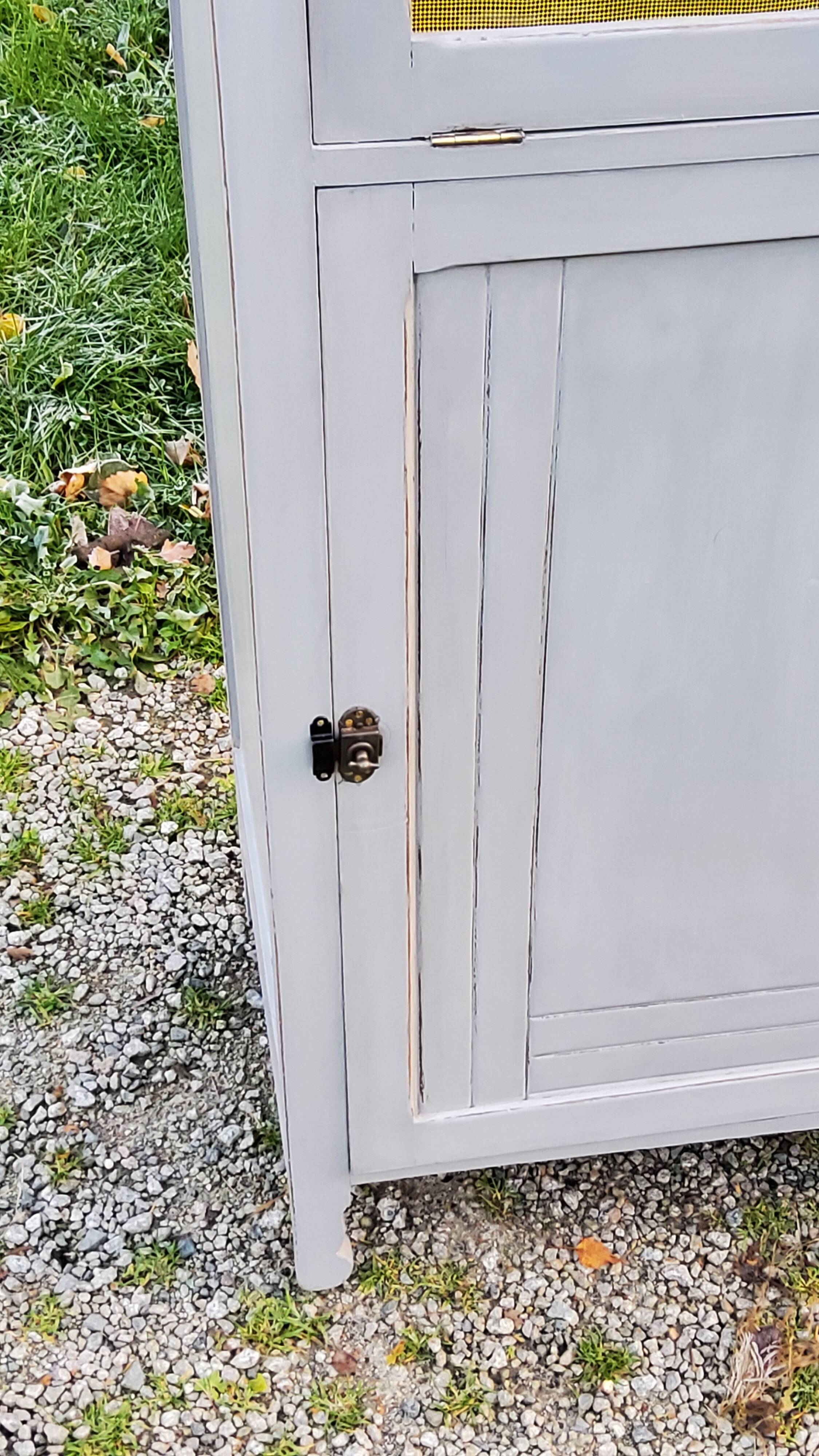 Parisian sideboard pantry from the 1920s with gray patina
