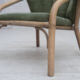 Années 1970, paire de fauteuils lounge scandinaves, mobilier en velours et rotin