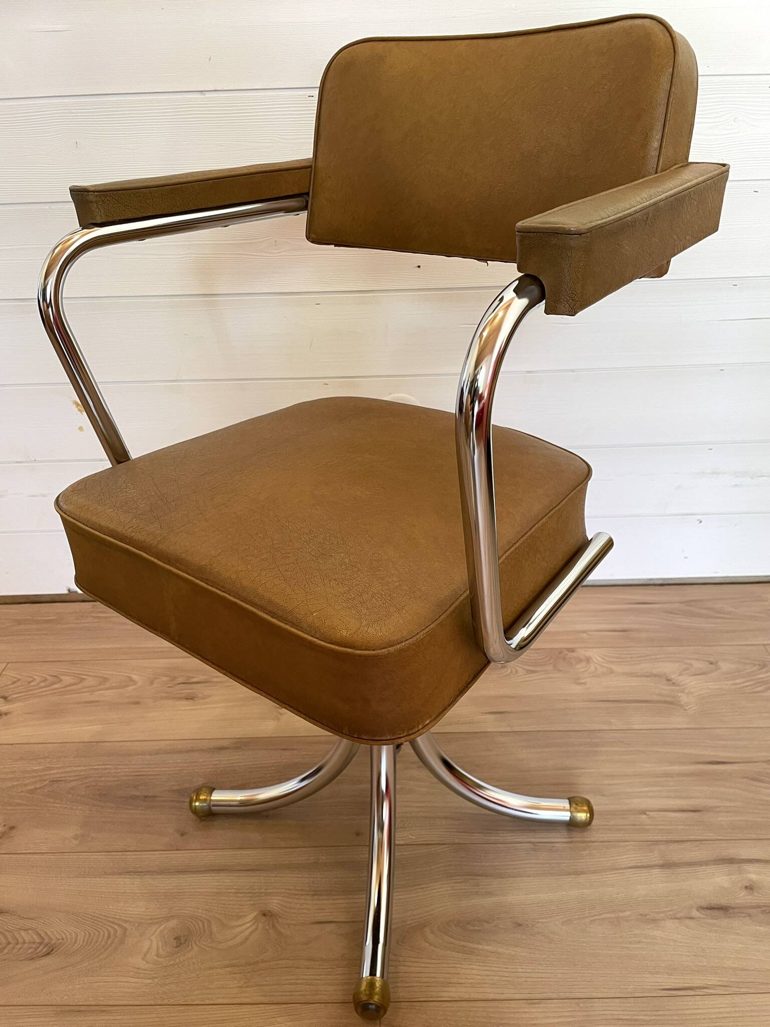 Fauteuil de Bureau Pivotant Vintage 1970 – Style Space Age Chrome & Camel
