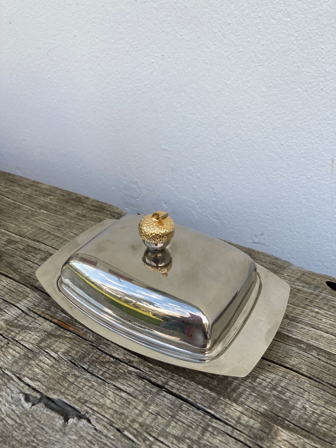 Silver metal glans butter dish