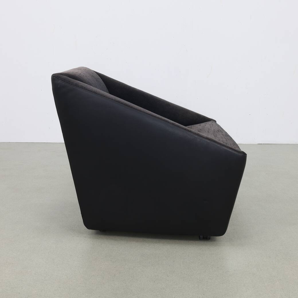 Postmodern Lounge Chair in Leather on wheels by COR