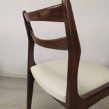 6 white leather Scandinavian chairs