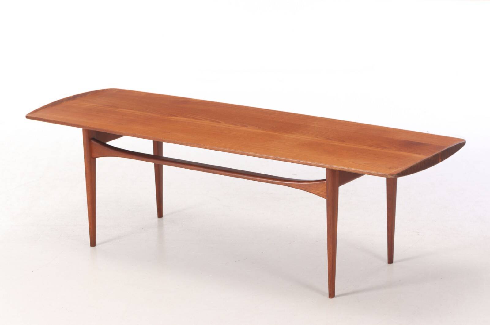Tove & Edvard Kindt-Larsen coffee table model FD 504, Denmark, 1950s