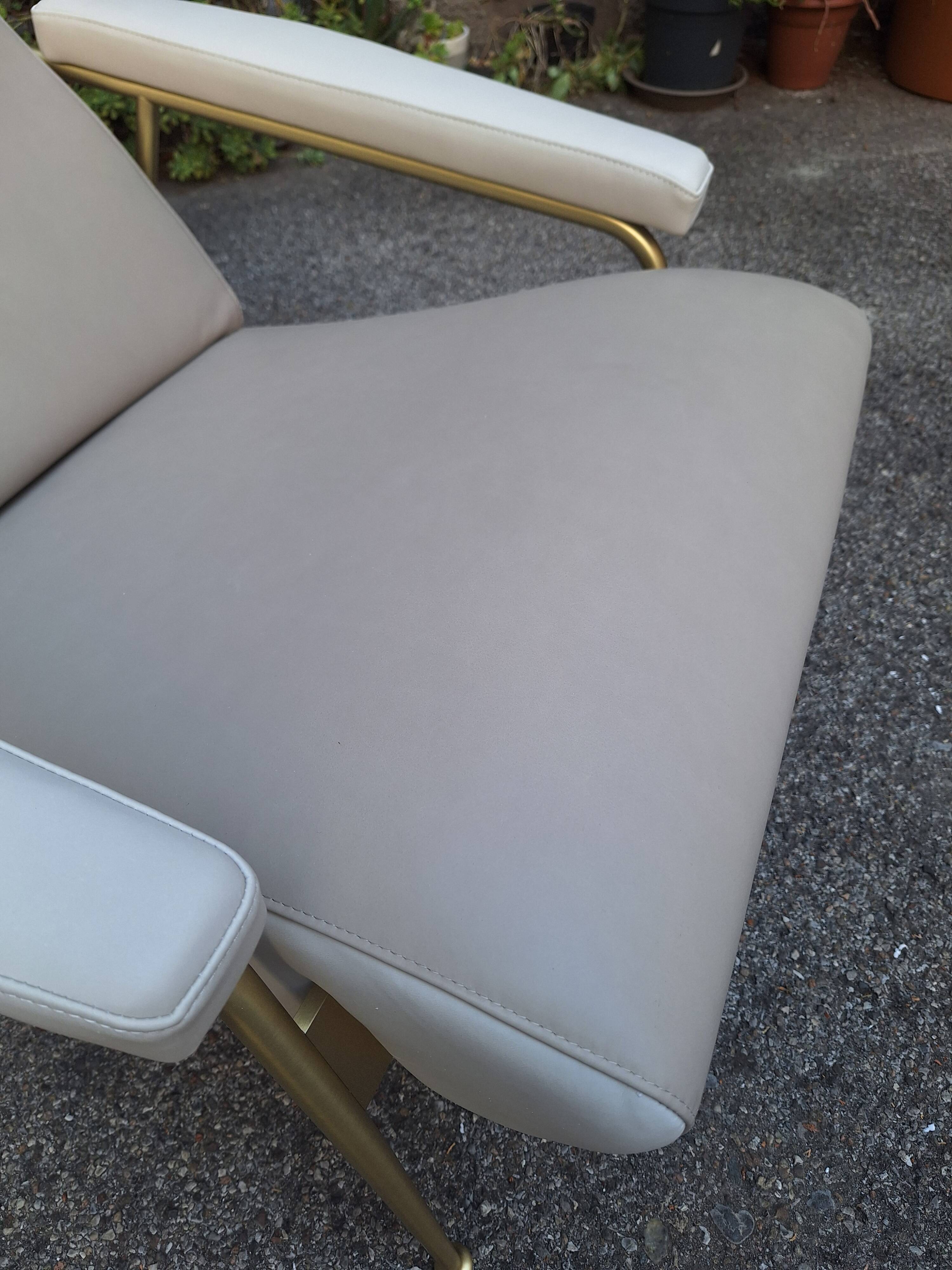 poltrona D.153.1 deza distex en cuir gio ponti pour molteni