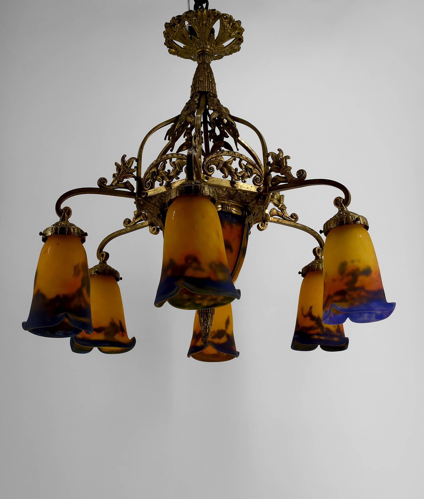 Gilded bronze and blown glass paste chandelier, Muller Frères, Art Deco