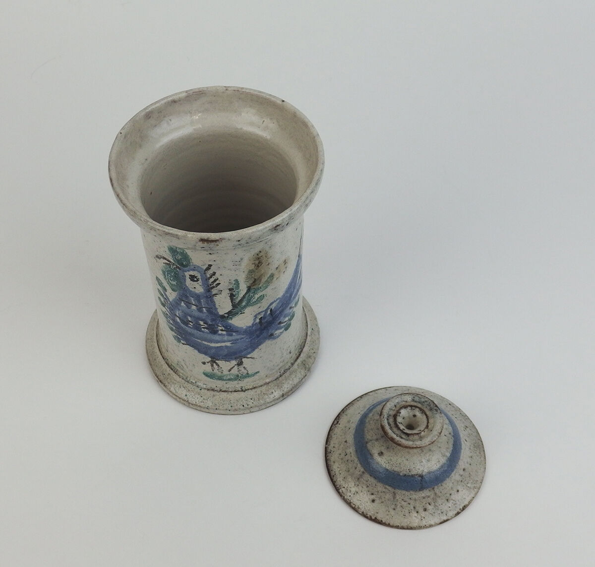 Ceramic pot by the Mulberry
