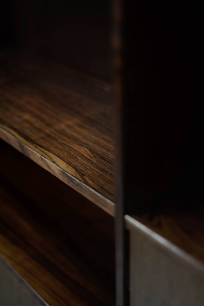 Buffet haut vintage scandinave moderne en palissandre avec bar par Æ. Jensen & T. Mølholm