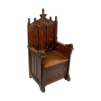 Neo-Gothic walnut armchair, nineteenth century