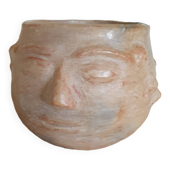 Anthropomorphic plant pot