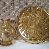 Liquor carafe and serving tray