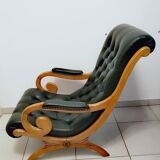 Chesterfield model Victoria chair in dark green leather