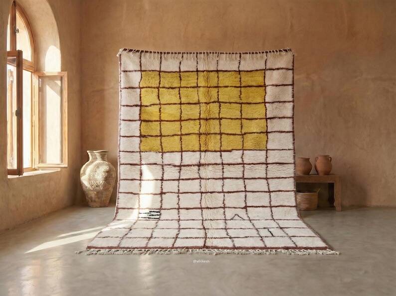 Authentic handmade Berber rug, size 1.4/2.6 m.