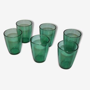 Lot de six verres vert Arcoroc