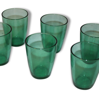Lot of six green Arcoroc glasses