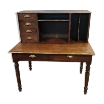 Multi-storage office