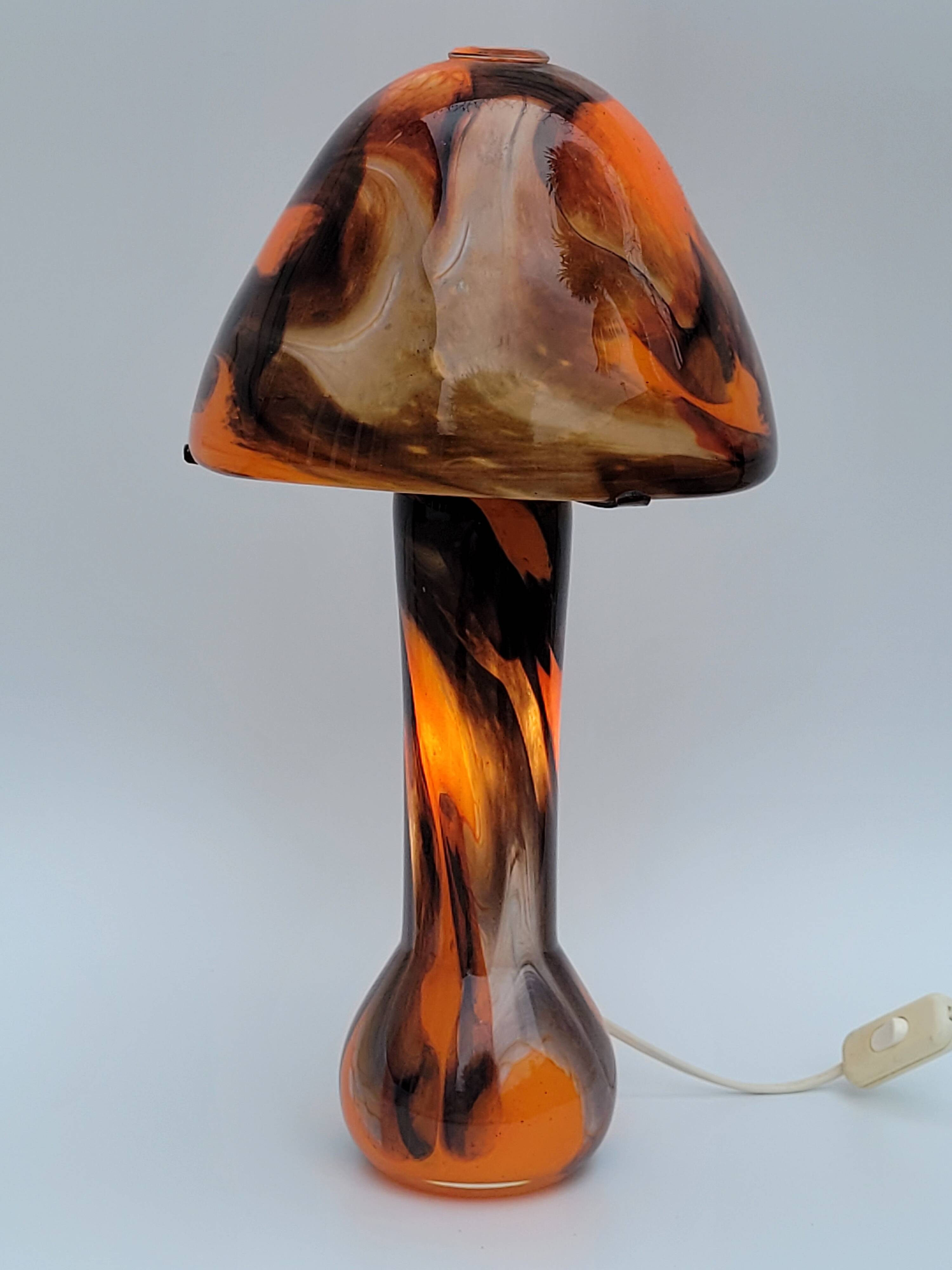 Vintage champion orange Murano glass lamp