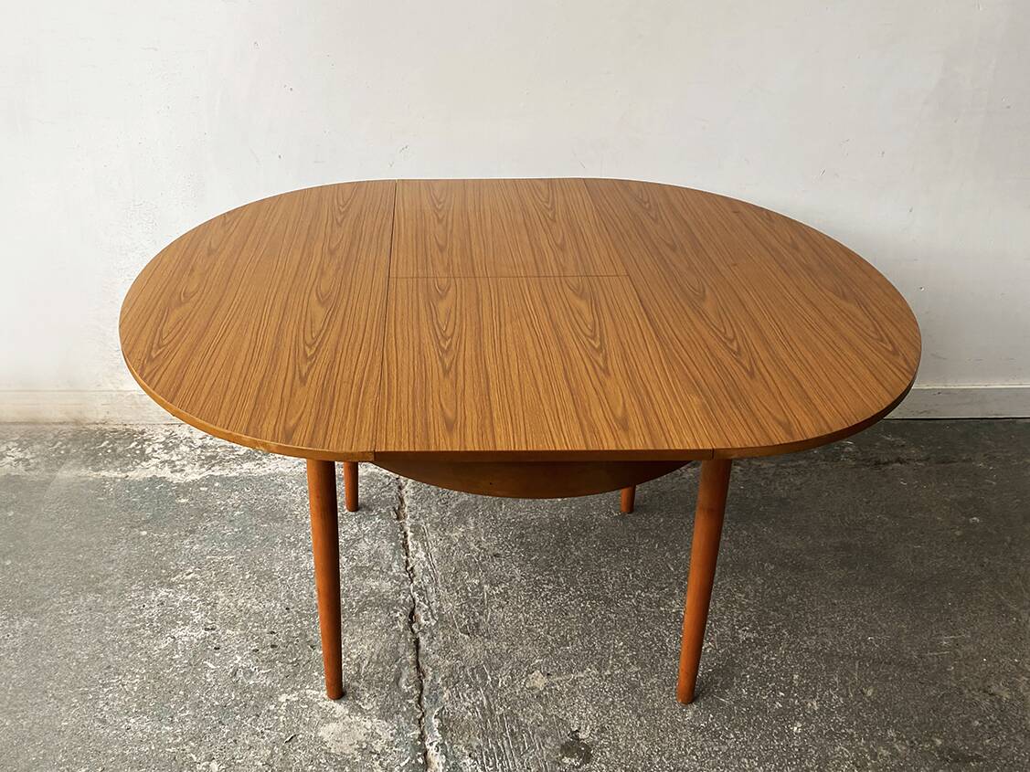 Mid-Century Modern 1960’s dining table and chairs set by Schreiber Furnitur