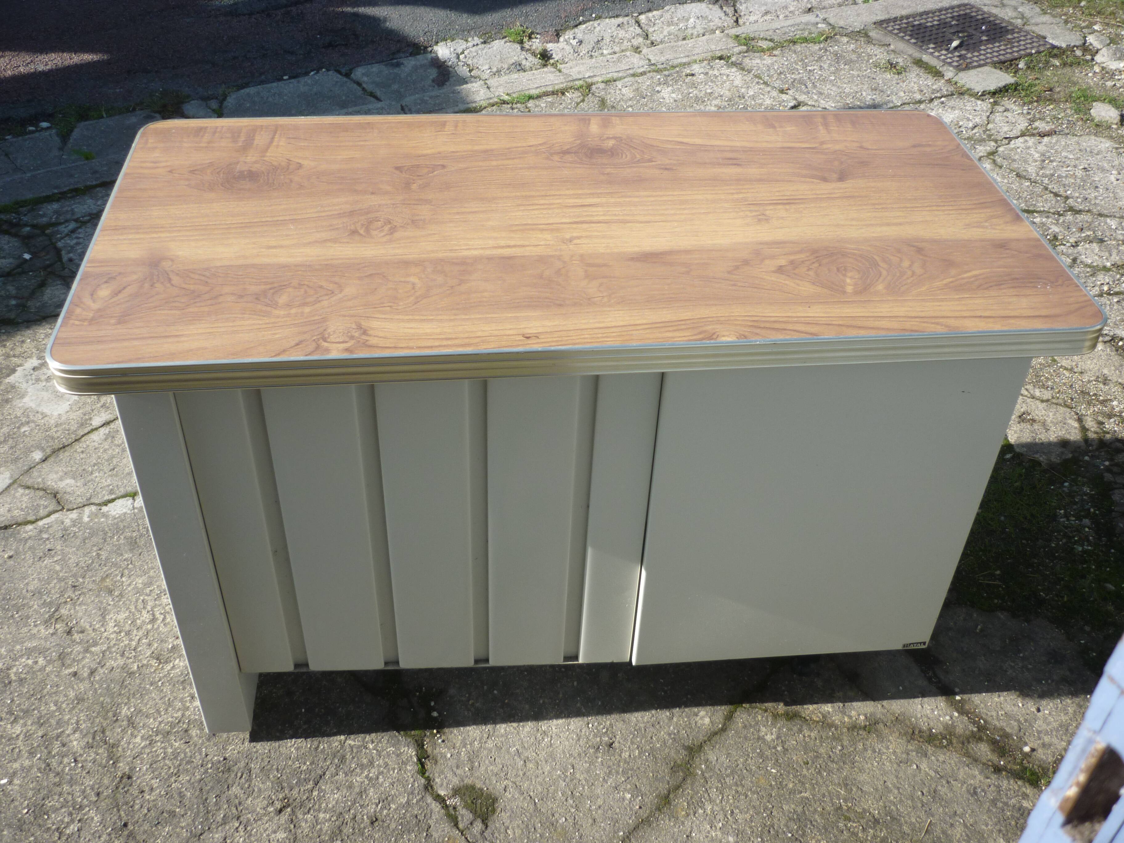 Atal vintage metal office