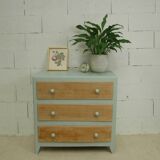 Vintage chest of drawers