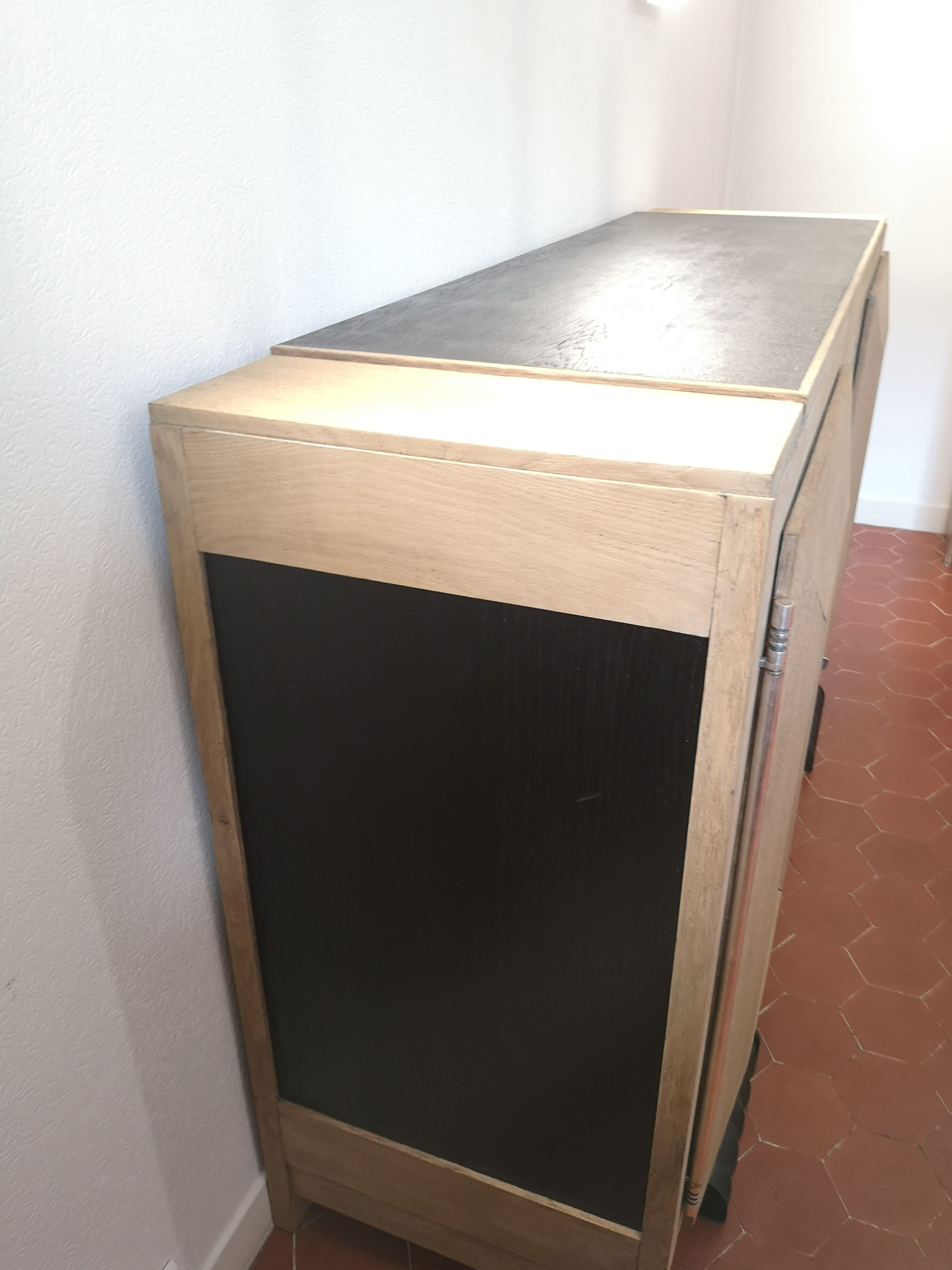 Enfilade 3 doors sandblasted oak and blackened oak year 40