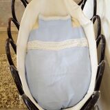 Curved wooden cradle