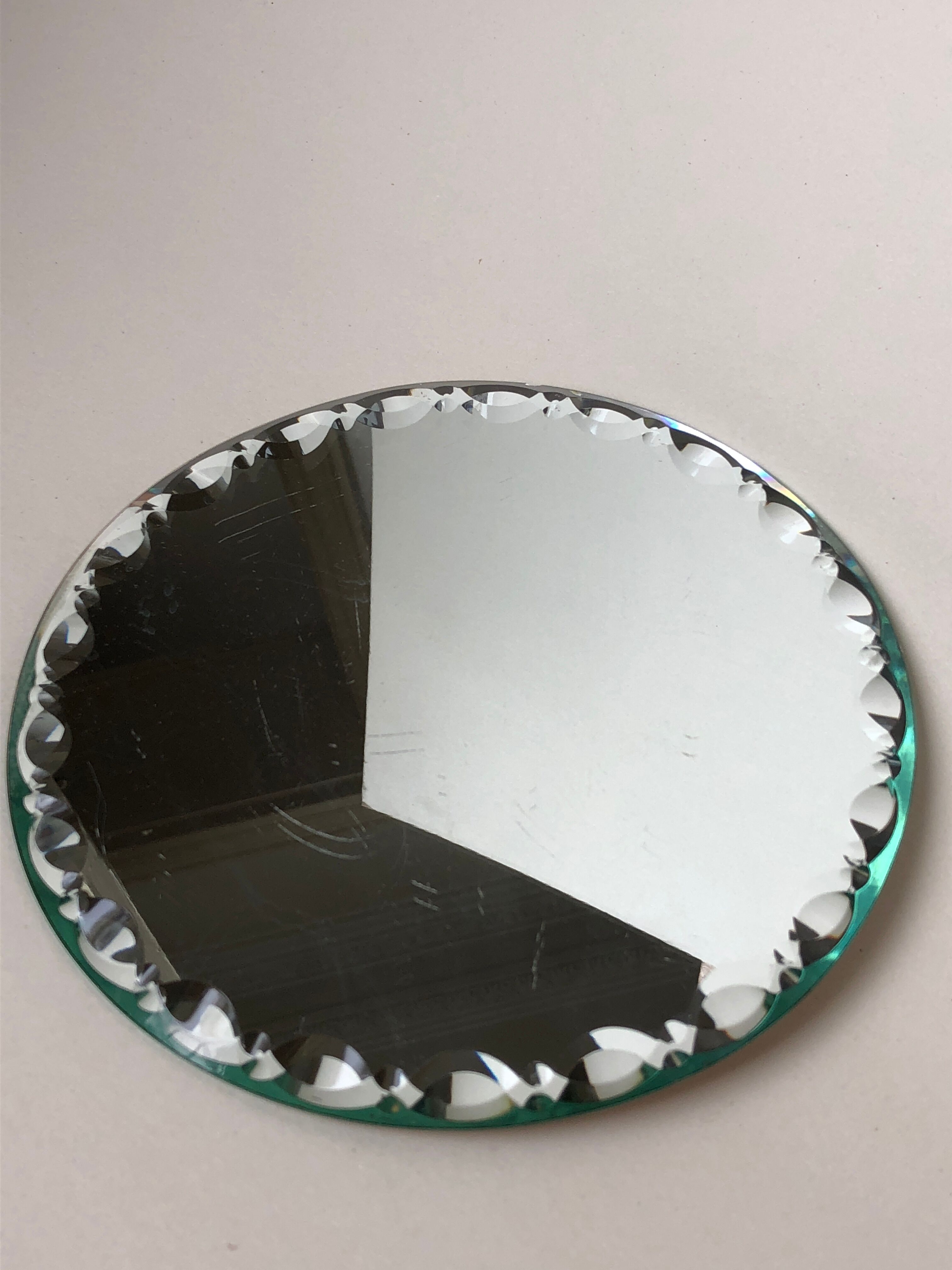 Beveled round mirror 25cm