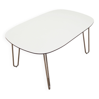 White table, Italian design, 1990s, production: Italy