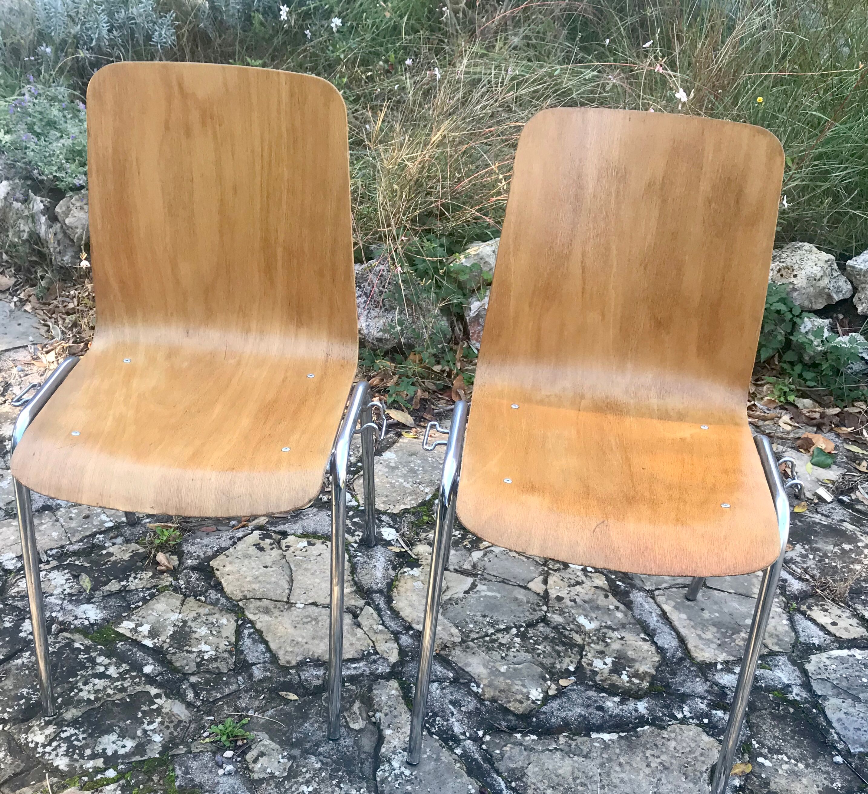 Suite de six chaises circa 1960