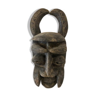Carved african wooden mask from the 1950s - 1960s