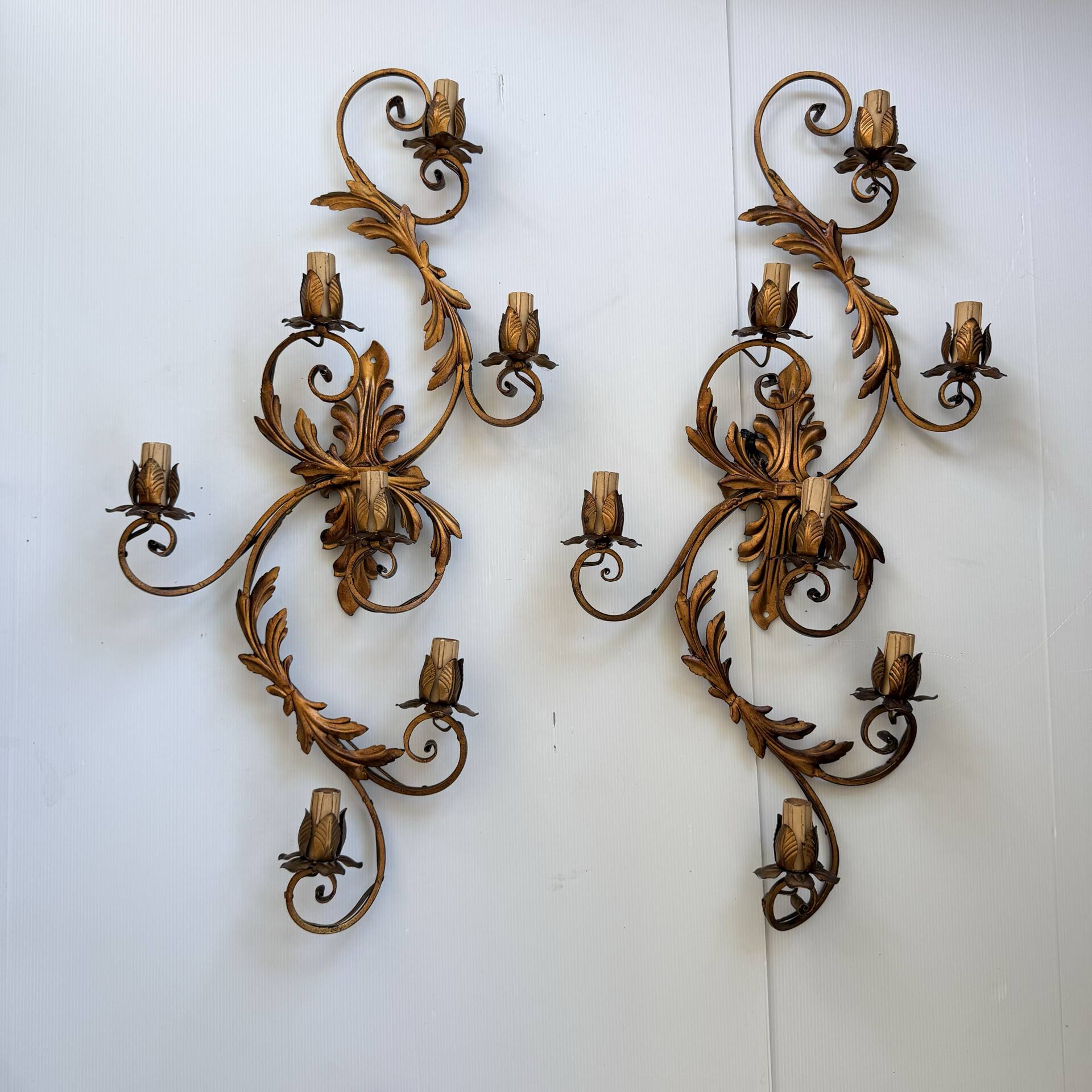 Pair of Golden Florentine Wall Lights 1950s 1960s Hollywood Regency 7 Lights