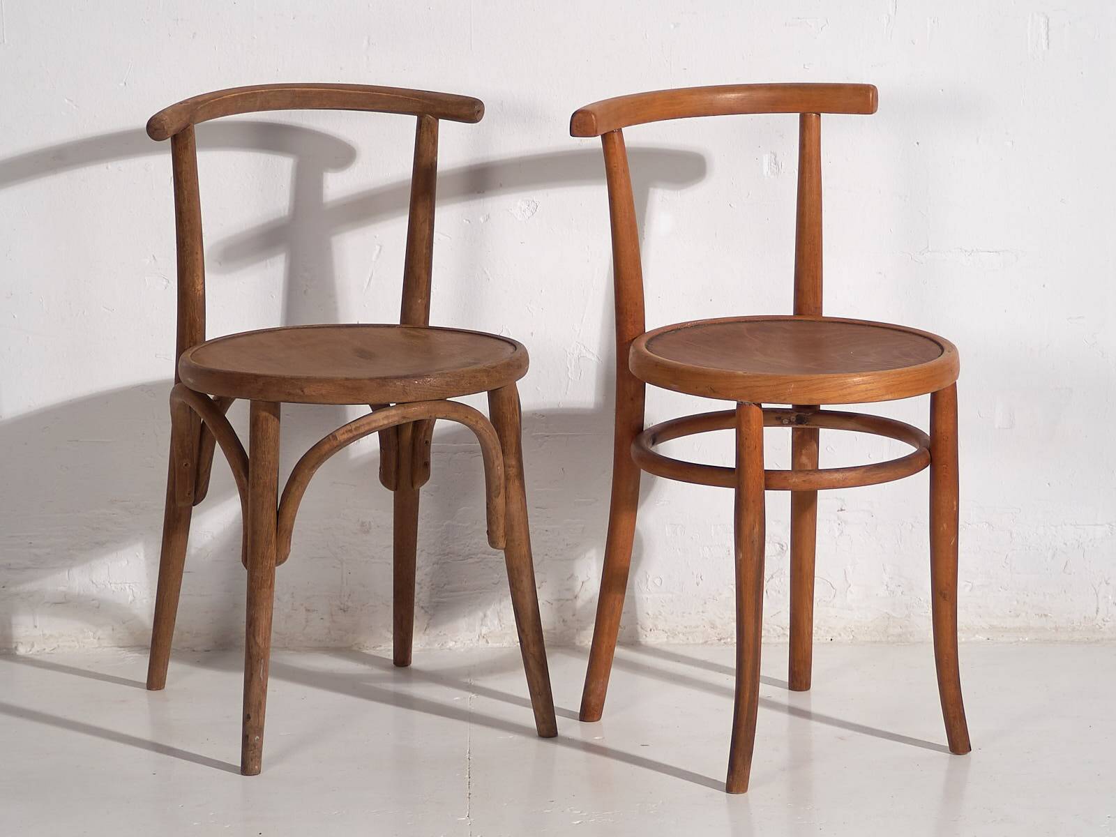 Set of antique Thonet chairs (circa 1920). Set of 4 pieces #3