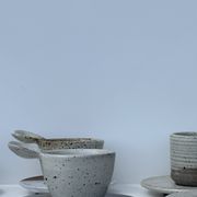 Service de petite vaisselle modulable en céramique indonésienne (6 éléments + coupelles)