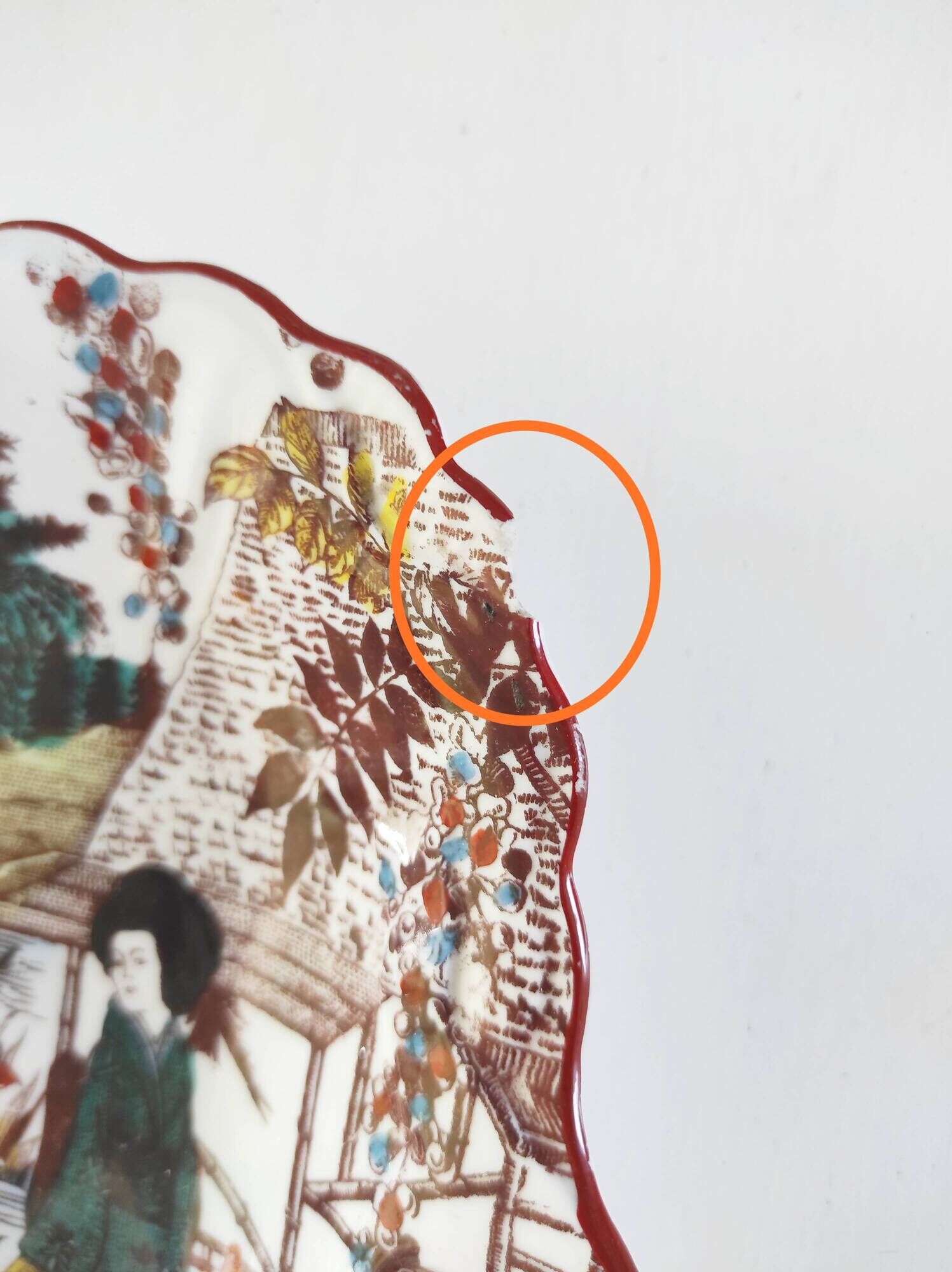 Plat, vide poche japonisant